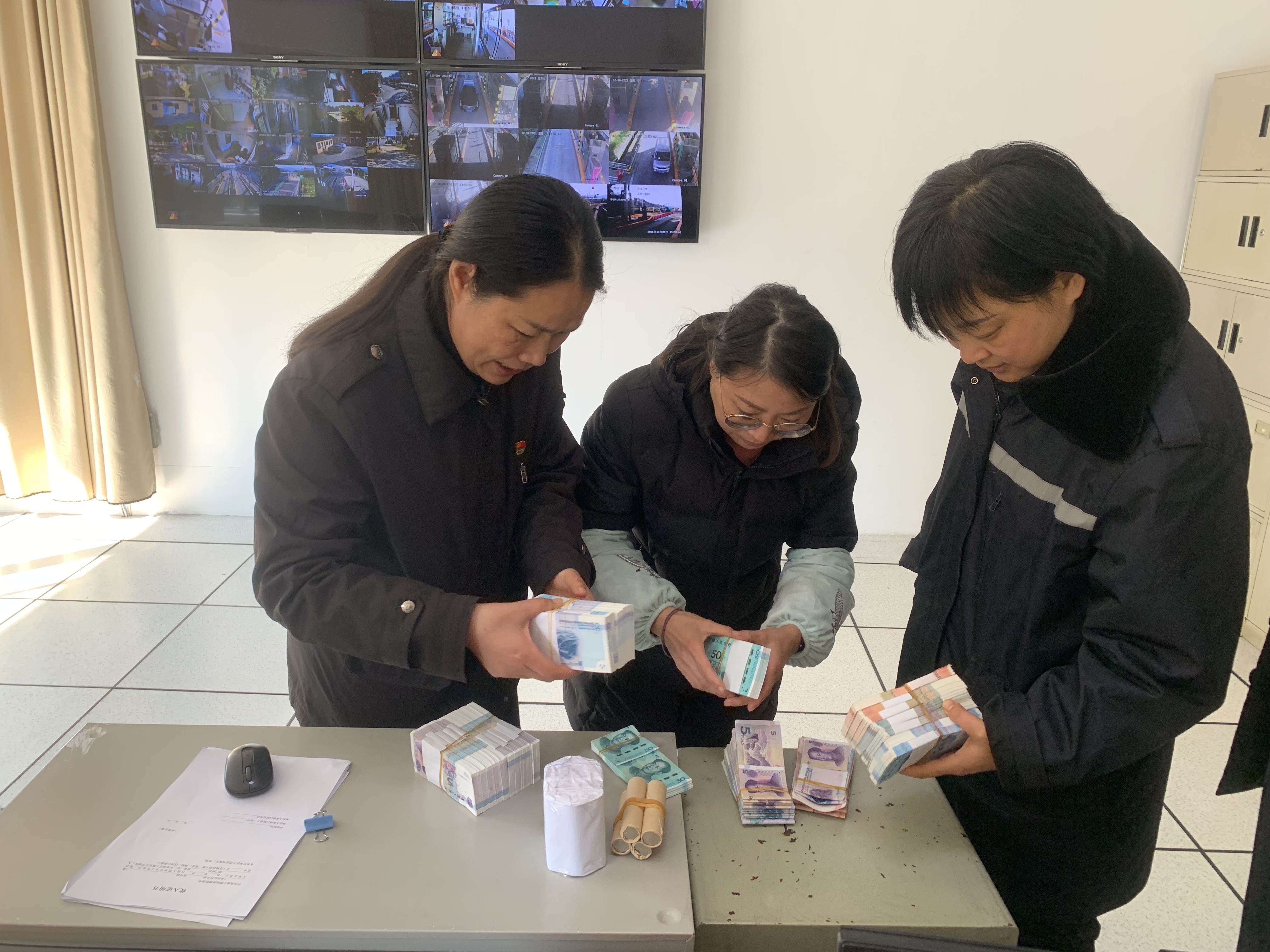 1640937619536999.jpg af334ef1c909c7895789a414d00a63b.jpg