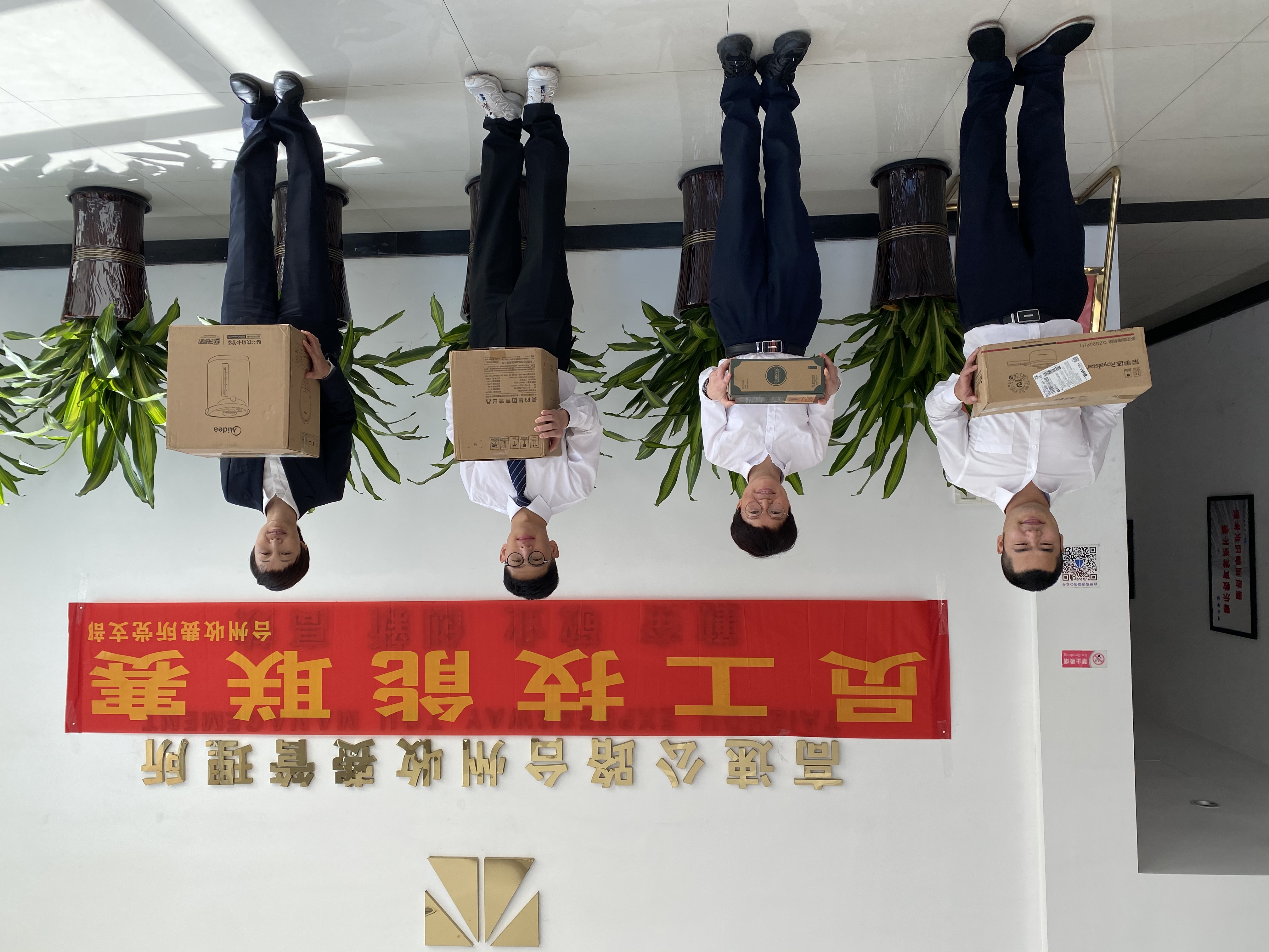 1667554380831992.jpg 王娟攝1.jpg